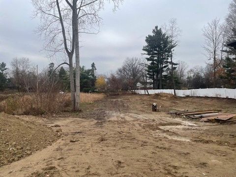 A home in Commerce Twp