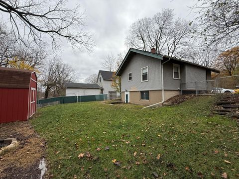 A home in Kalamazoo Twp