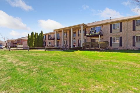 A home in West Bloomfield Twp