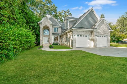 A home in Commerce Twp