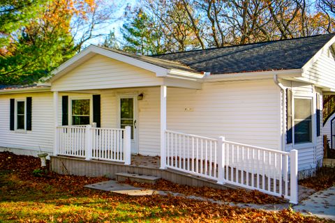 A home in Caseville Twp