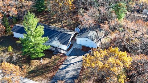 A home in Caseville Twp