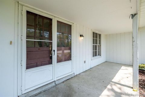 A home in Bloomfield Twp