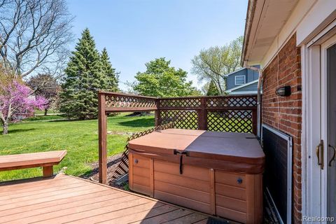 A home in Bloomfield Twp