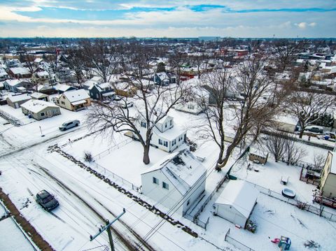 A home in Warren