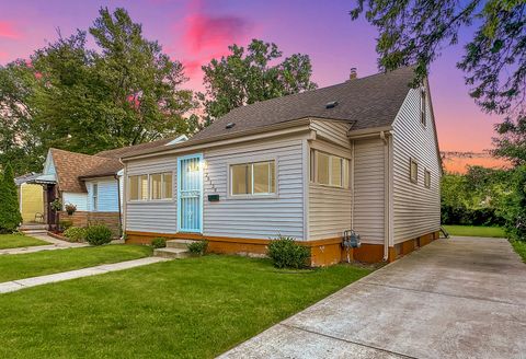 A home in Inkster