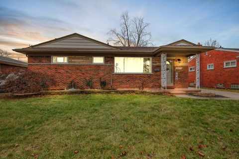 A home in Dearborn Heights