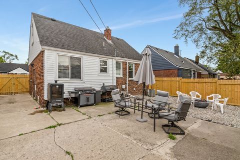 A home in Inkster