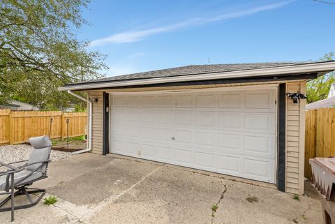 A home in Inkster