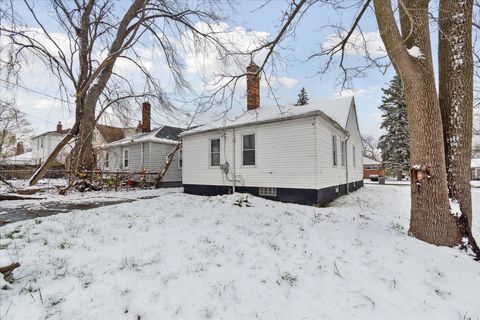 A home in Inkster