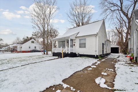 A home in Inkster