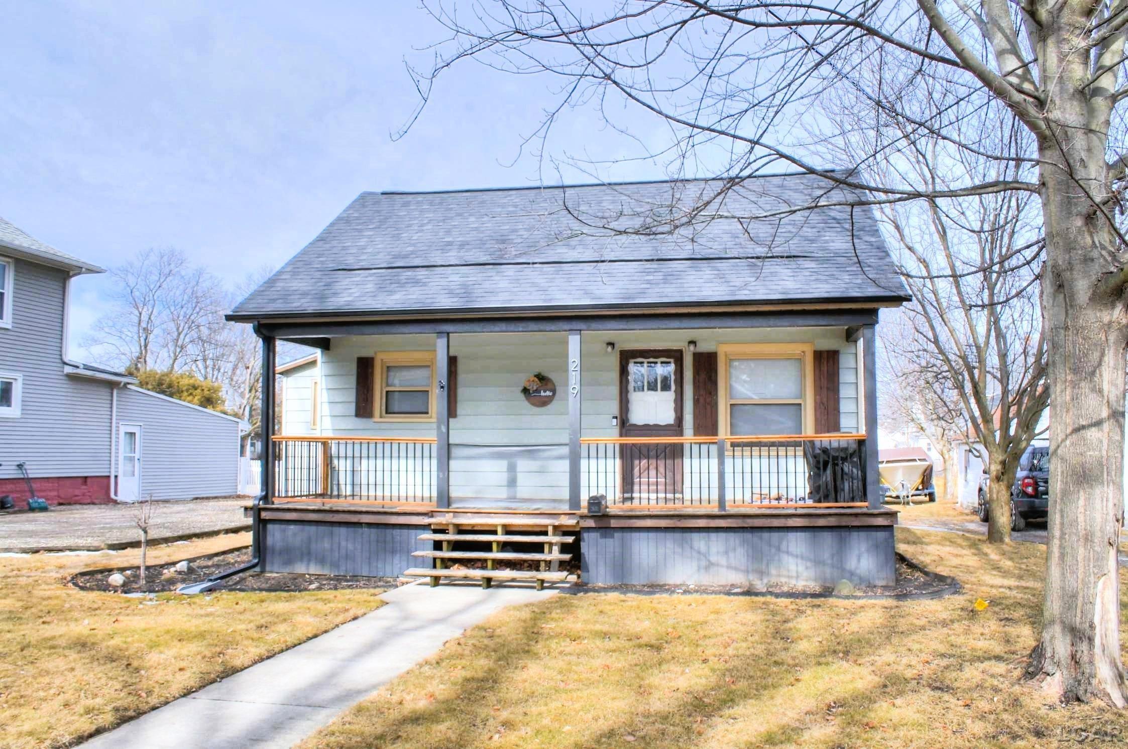 Listing image 1