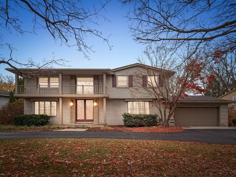 A home in Bloomfield Twp