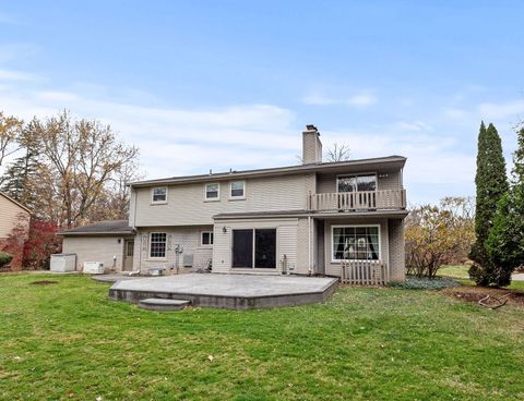 A home in Bloomfield Twp