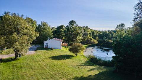 A home in Aetna Twp