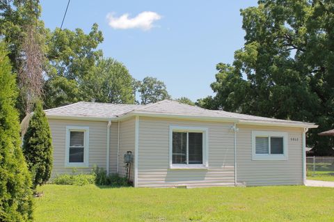 A home in Livonia