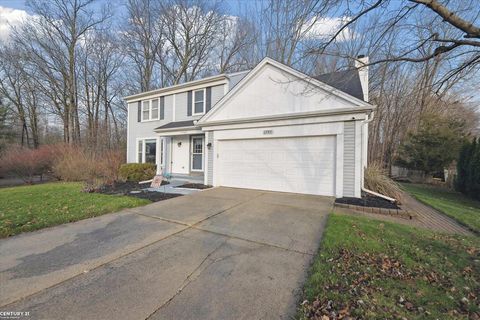 A home in West Bloomfield Twp