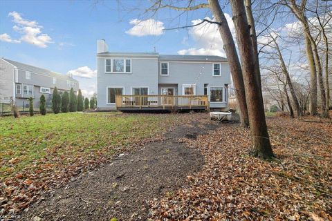 A home in West Bloomfield Twp