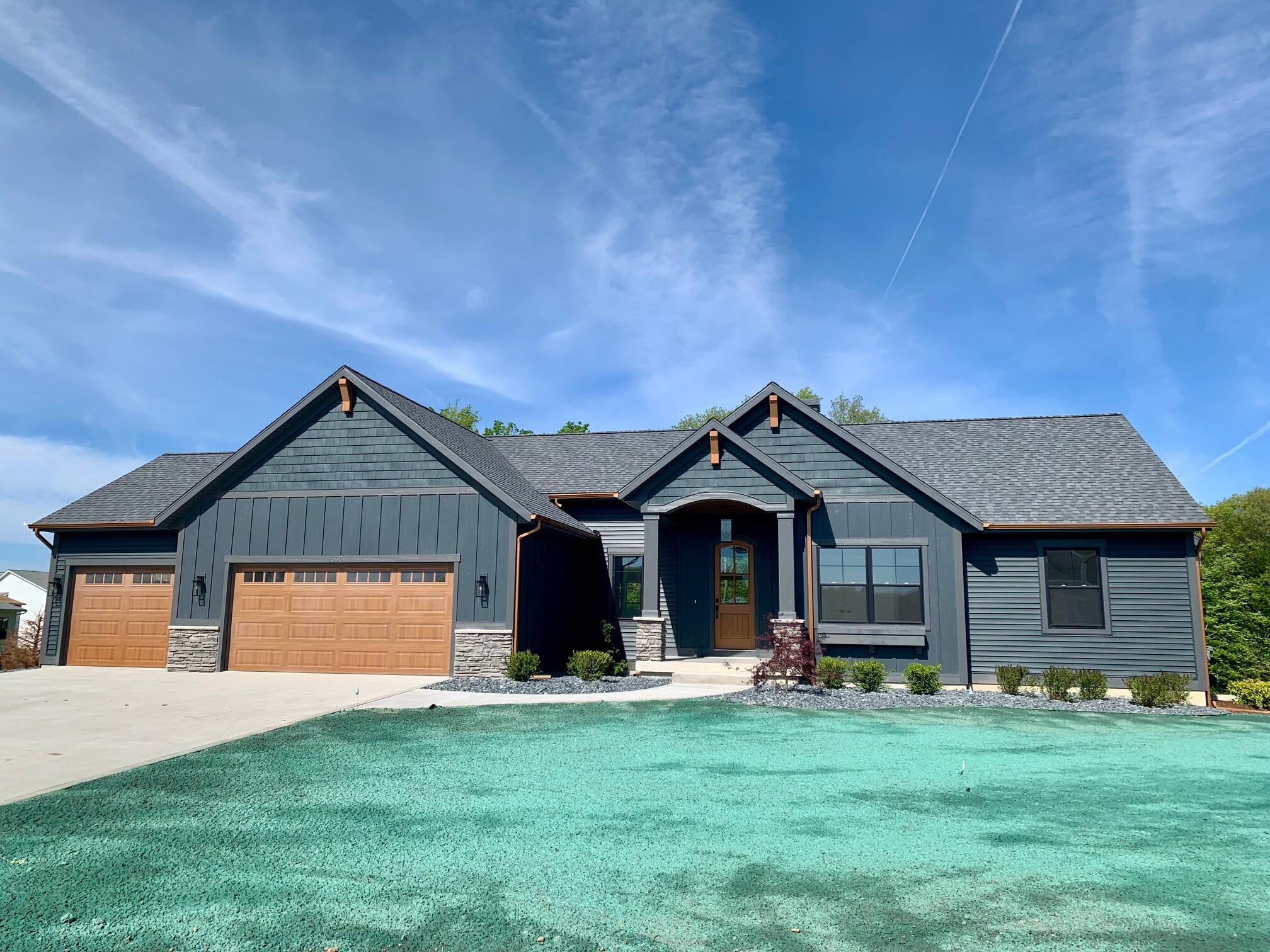 4590 Winding Creek Lane 2