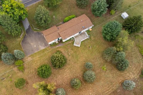 A home in Pleasanton Twp