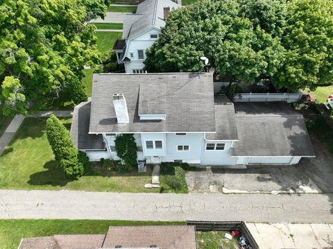 A home in Owosso