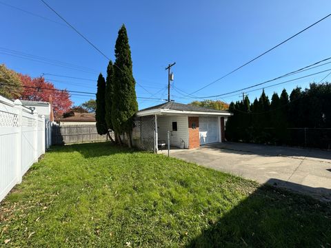 A home in Dearborn Heights