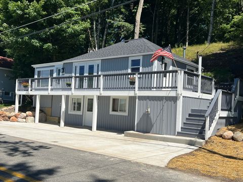 A home in Hamlin Twp