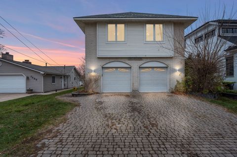 A home in West Bloomfield Twp