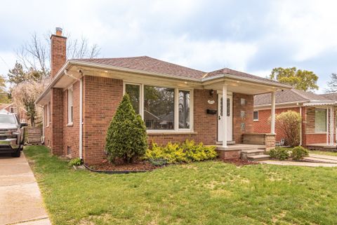 A home in Dearborn Heights