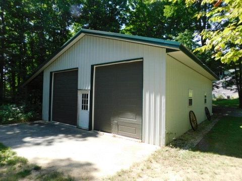 A home in Kalkaska Twp