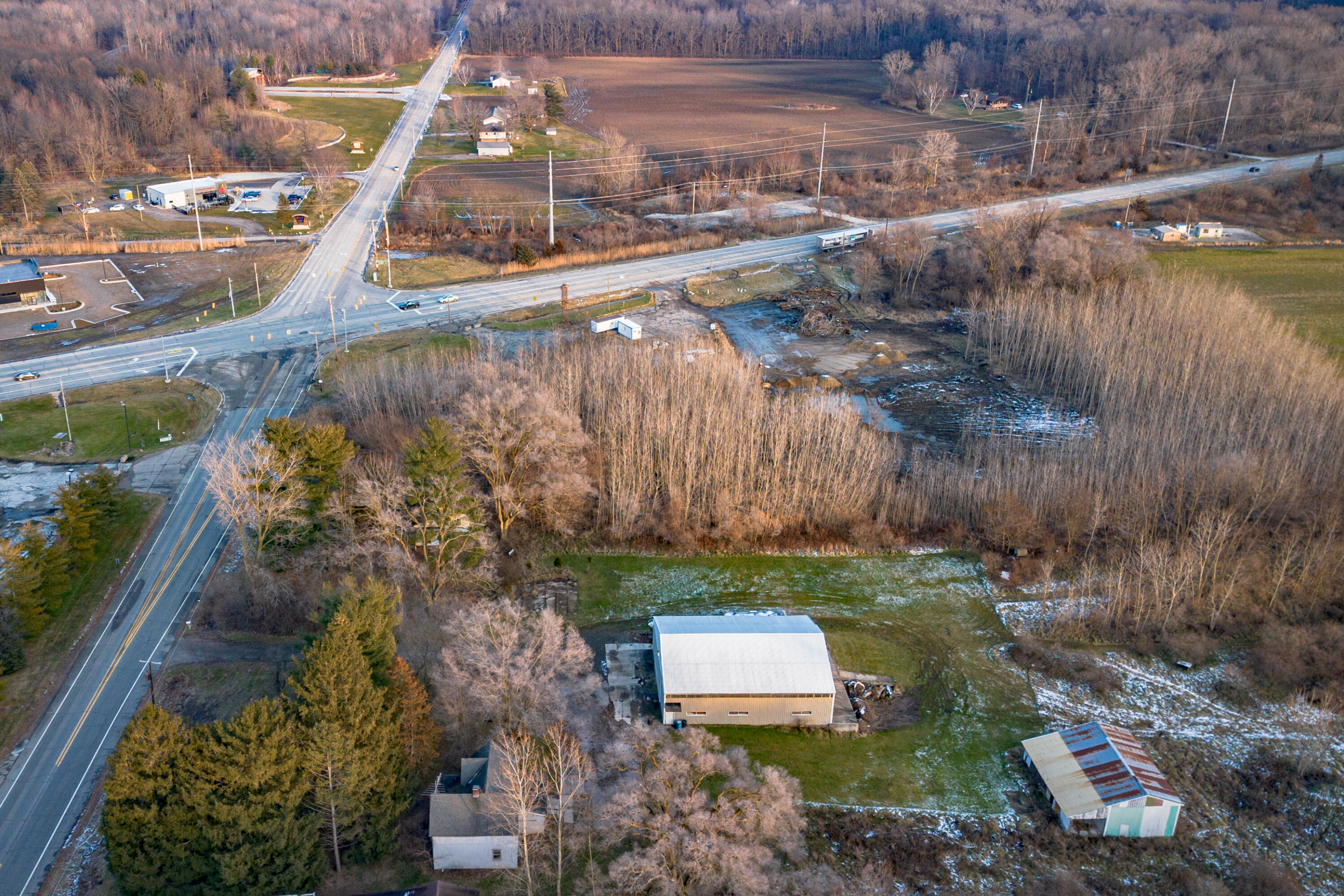 New Buffalo, Michigan 49117, United States, 6 Bedrooms Bedrooms, ,1 BathroomBathrooms,Residential,Pending,66925