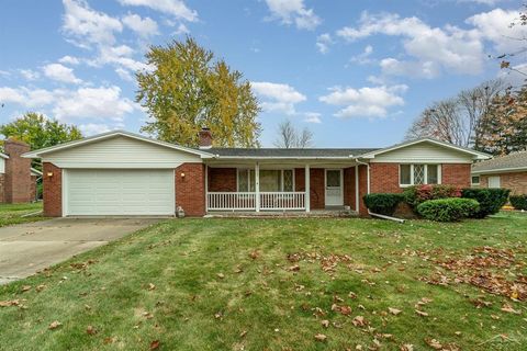 A home in Saginaw Twp