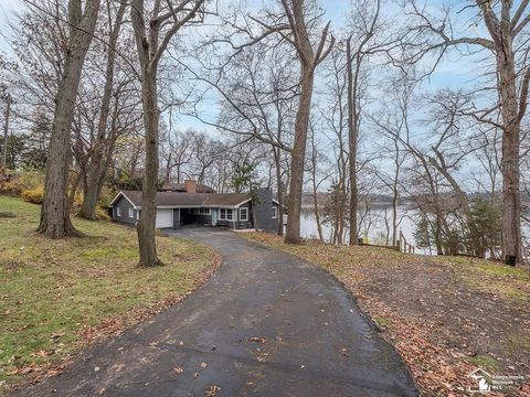 A home in Somerset Twp