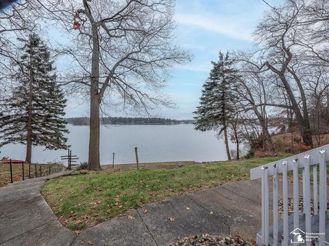 A home in Somerset Twp