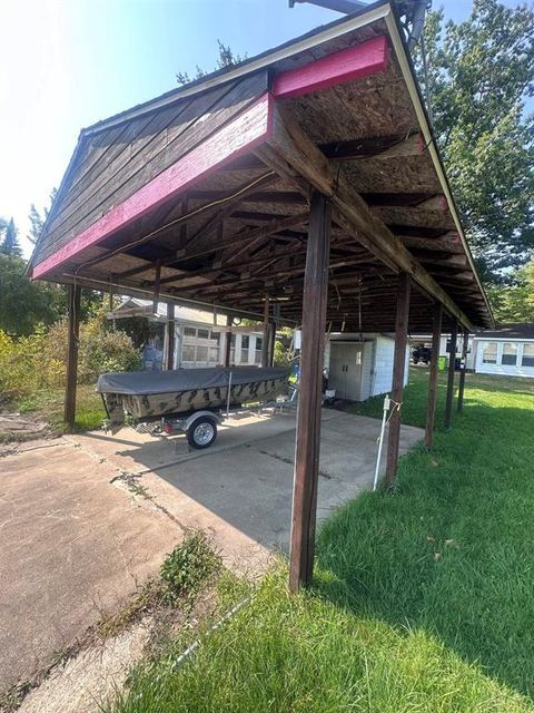 A home in Billings Twp