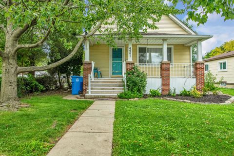 A home in Dearborn Heights