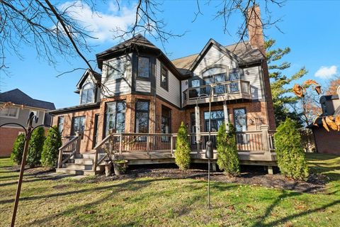 A home in Commerce Twp