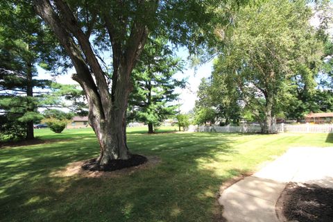 A home in Schoolcraft Twp