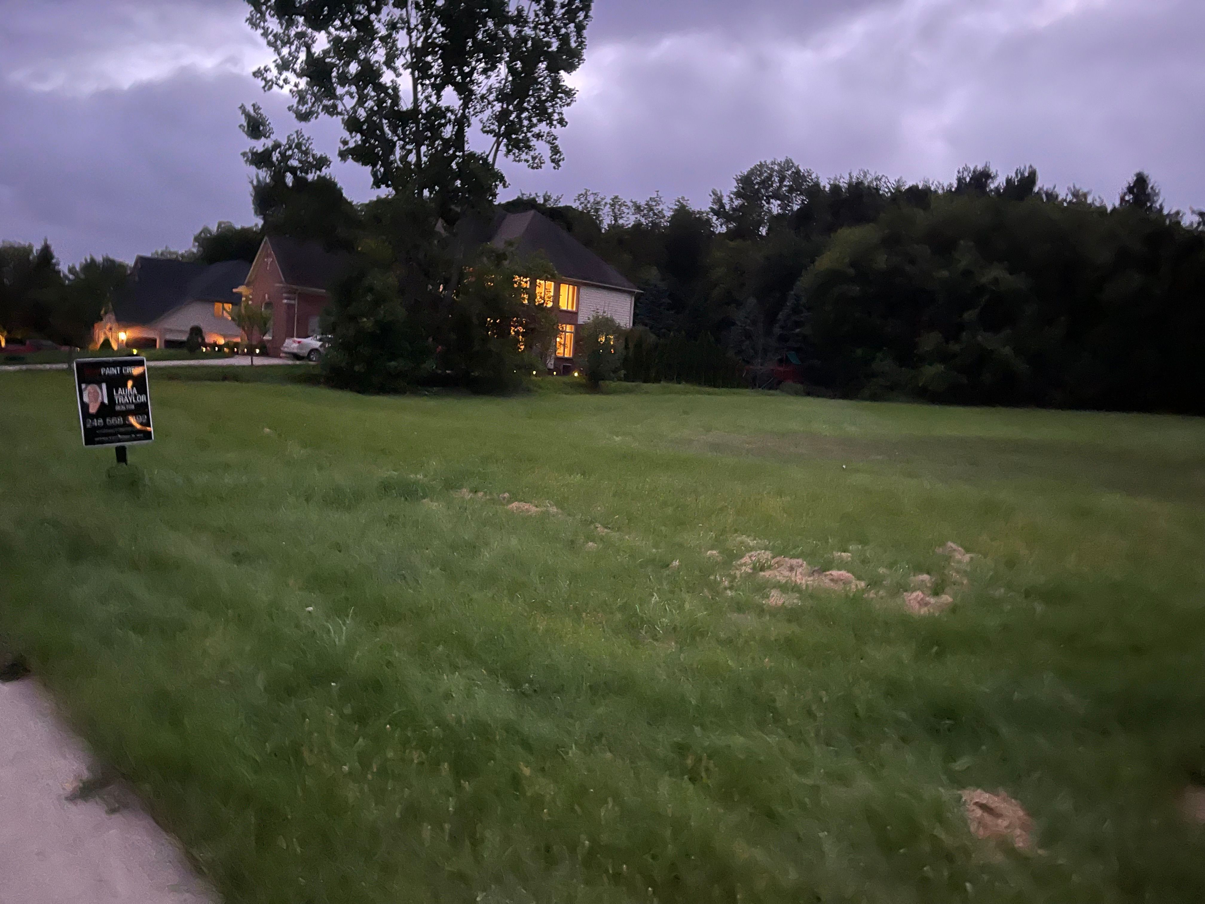 4672 WOODLAND HILLS Drive