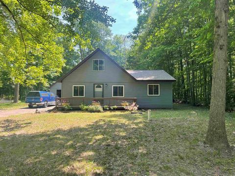 A home in Houghton Lake