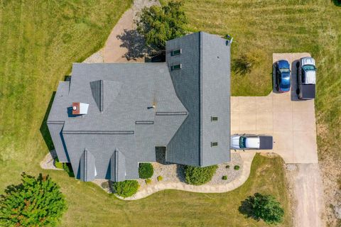 A home in Sharon Twp