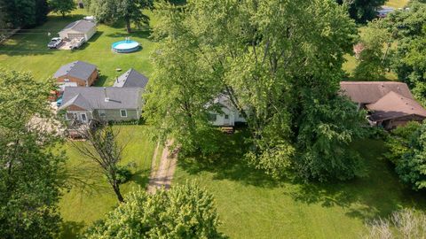 A home in Van Buren Twp