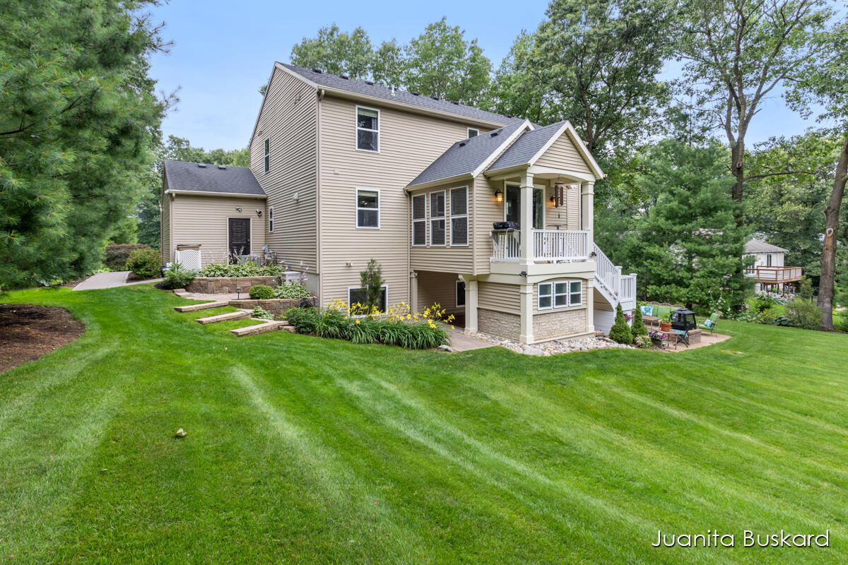 Photo 51 of 62 of 8696 Camelot Drive NE house