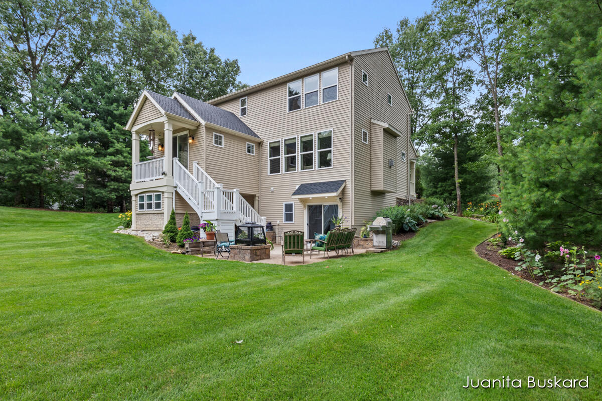 Photo 46 of 62 of 8696 Camelot Drive NE house