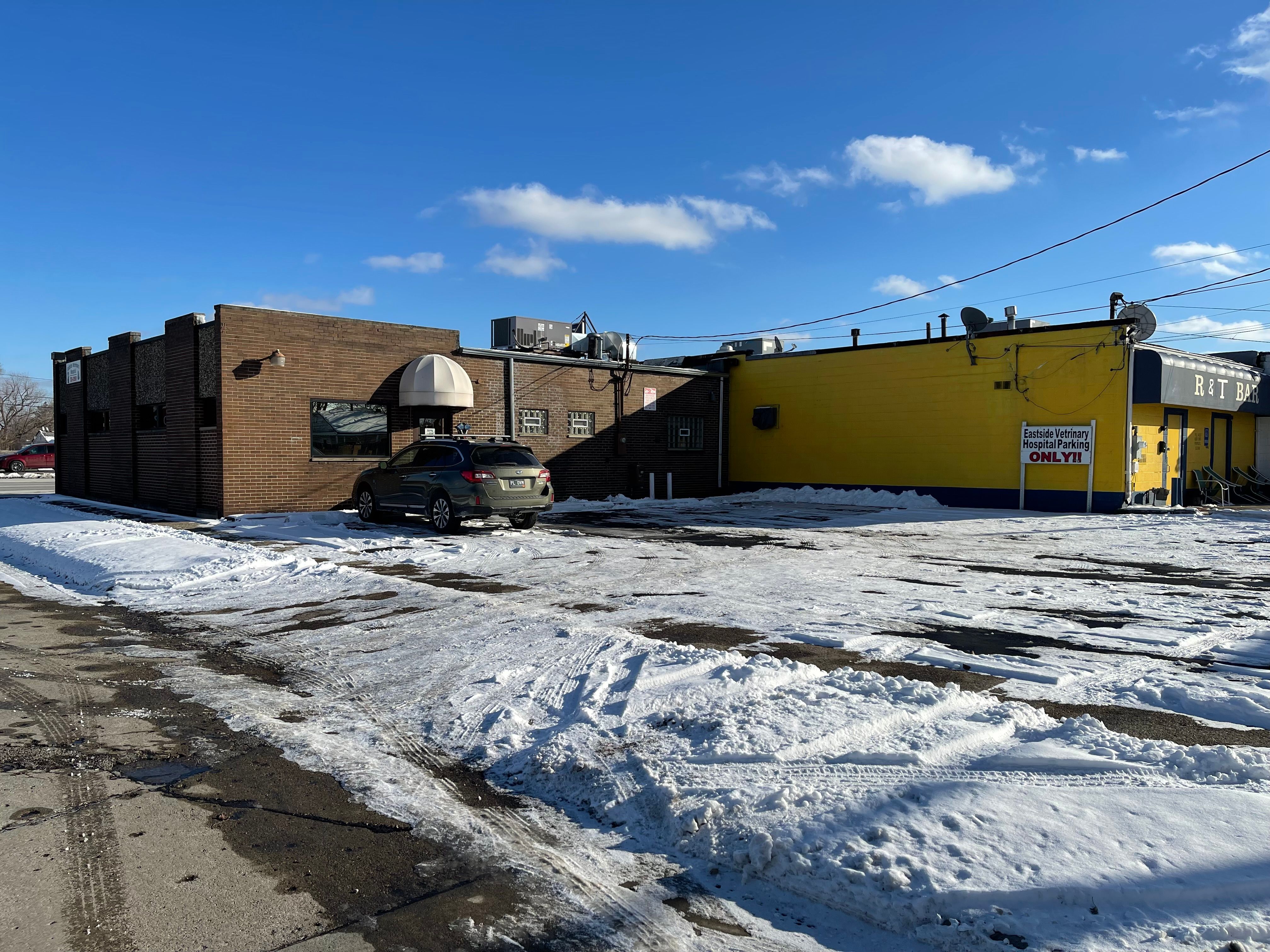 23625 VAN DYKE