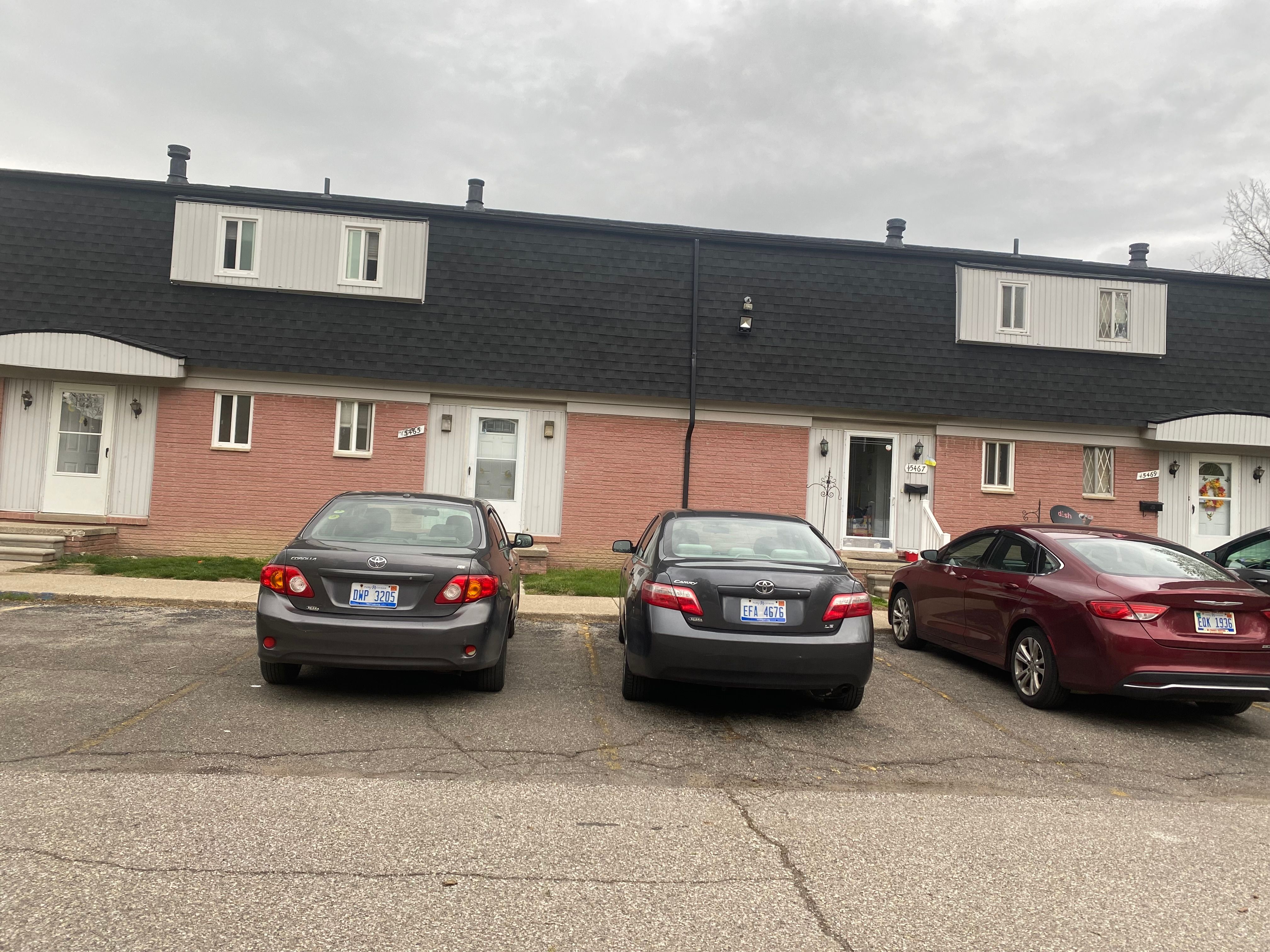 Photo 2 of 15 of 15465 DUPAGE Boulevard condo