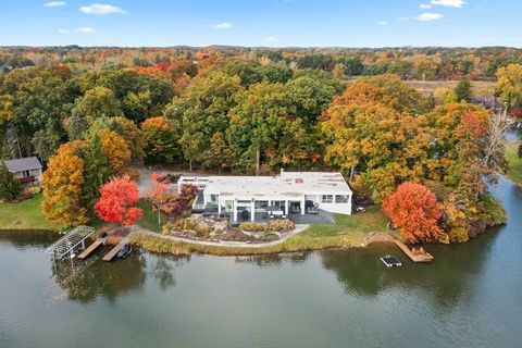 A home in Commerce Twp