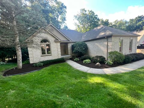 A home in Commerce Twp