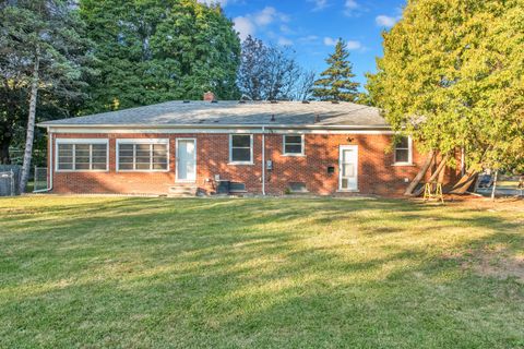 A home in Harper Woods