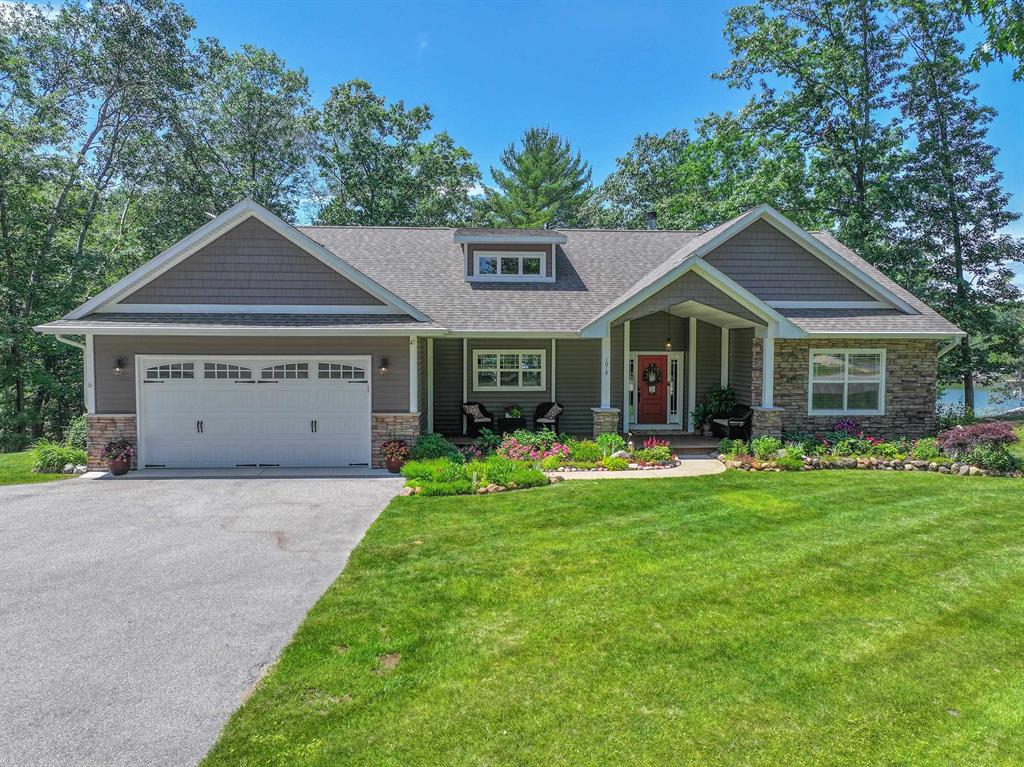 View East Bay Twp, MI 49696 house